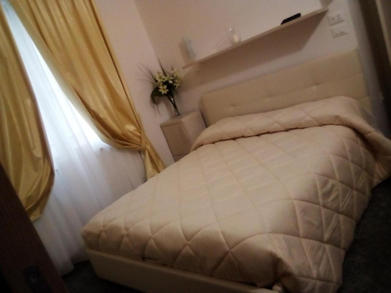 Officina Urban Sleep Bed & Breakfast San Benedetto del Tronto Eksteriør bilde